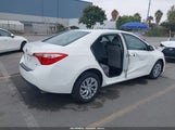 Toyota Corolla Le 5YFBURHE8HP634031 снимка