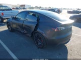Tesla Model Y Performance Dual Motor All-Wheel Drive 7SAYGDEF9NF492932 photo
