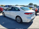 Toyota Corolla Le 5YFVPMAE9NP330803 снимка