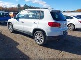 Volkswagen Tiguan 2.0T/2.0T S WVGBV7AX5HK051200 снимка