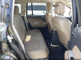 Jeep Compass Latitude 1C4NJCEA9ED648006 photo
