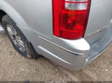 Chrysler Town & Country Limited 2A8HR64X28R779706 photo