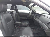 Ford Crown Victoria 2FAHP71V89X104158 снимка