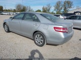 Toyota Camry Le 4T4BF3EK2AR002539 снимка