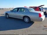 Lincoln Town Car Signature Limited 2LNHM82V38X639853 photo