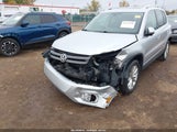Volkswagen Tiguan 2.0T Wolfsburg Edition WVGRV7AX0HW508485 снимка