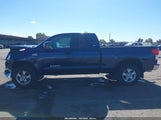 Toyota Tundra Grade 5.7L V8 5TFUY5F12BX205854 fotografie