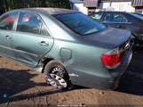 Toyota Camry Le 4T1BE32KX5U088903 снимка