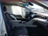 Toyota Camry Le 4T1B11HK8KU812431 снимка