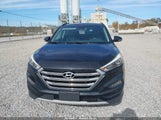 Hyundai Tucson Limited KM8J3CA26HU355784 снимка