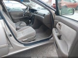 Toyota Camry Le 4T1BG22K8YU633005 снимка