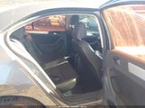 Volkswagen Jetta 2.5L Se 3VWDP7AJ2DM223279 photo