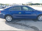 Toyota Camry Le 4T1BF3EK2BU752597 снимка