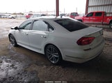Volkswagen Passat 1.8T R-Line 1VWAS7A31GC067809 снимка