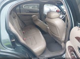 Lincoln Town Car Signature 1LNHM82W6XY617045 снимка