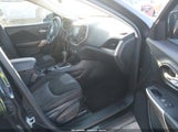 Jeep Cherokee Latitude Fwd 1C4PJLCB1JD514007 снимка