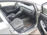 Toyota Prius Two JTDKN3DU2D5656301 fotografie