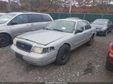 Ford Crown Victoria Police Interceptor 2FABP7BV7BX182991 fotografie