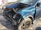 Toyota Rav4 Le JTMBFREV7JJ217086 снимка