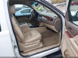 Chevrolet Tahoe Lt 1GNUKBE03AR275849 снимка