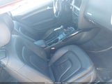 Audi A5 2.0T Premium WAUGFAFR8CA027824 fotografie