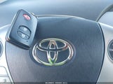 Toyota Prius Two JTDKN3DU2D5608653 снимка