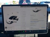 Tesla Model Y Long Range Dual Motor All-Wheel Drive 7SAYGDEE2NF329644 снимка
