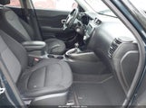 Kia Soul + KNDJP3A51J7603429 снимка