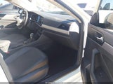 Volkswagen Jetta 3VWC57BU5KM112782 fotografie