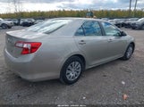 Toyota Camry Le 4T4BF1FK1ER370574 снимка