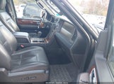 Lincoln Navigator 5LMJJ2J50BEJ01044 fotografie