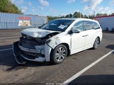 Honda Odyssey Touring/Touring Elite 5FNRL5H93EB043383 fotografie