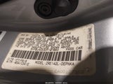 Toyota Corolla Le 5YFBU4EE9DP107083 fotografie