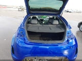 Hyundai Veloster Base W/Black KMHTC6AD0DU096702 снимка