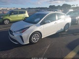 Toyota Prius Le JTDKARFU5K3095225 снимка