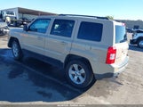 Jeep Patriot Latitude 1C4NJRFB3GD804523 снимка