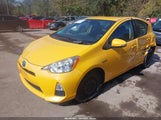 Toyota Prius C Two JTDKDTB39E1066585 снимка