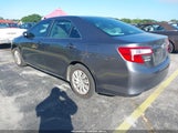 Toyota Camry Le 4T1BF1FK1DU689918 снимка