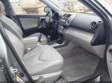 Toyota Rav4 Limited JTMBD31V185124785 снимка