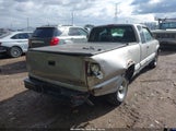 Chevrolet S-10 Ls 1GCCS19W328152427 снимка