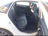 Volkswagen Passat 1.8T R-Line 1VWDT7A34HC086303 снимка