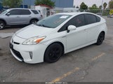 Toyota Prius Two JTDKN3DU1D1637827 снимка