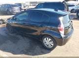 Toyota Prius C Two JTDKDTB39G1125203 снимка