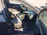 Chevrolet Cruze Ls 1G1PD5SH6B7200998 снимка