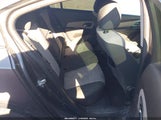 Chevrolet Cruze Ls 1G1PD5SH6B7200998 снимка