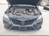 Toyota Camry Se 4T1B11HK5JU631608 photo