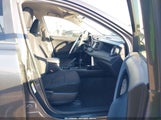 Toyota Rav4 Le JTMZFREV0HD106287 снимка