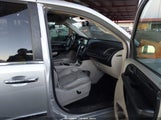 Chrysler Town & Country Limited 2C4RC1GG8CR200335 photo