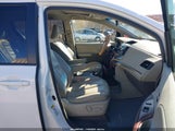 Toyota Sienna Xle V6 8 Passenger 5TDYK3DC5ES437547 photo