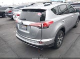 Toyota Rav4 Xle 2T3RFREV6JW751258 снимка